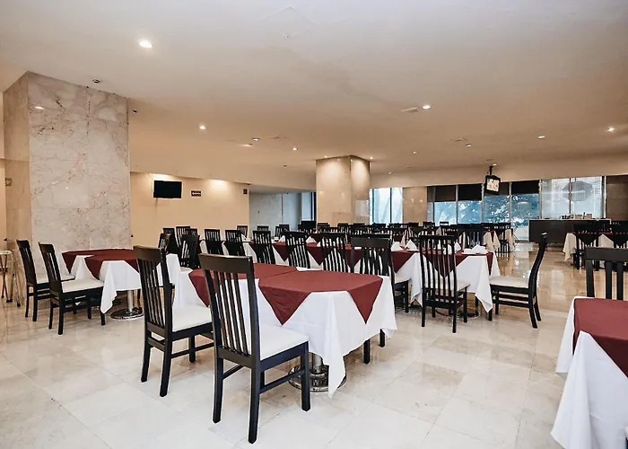 Hotel Del Prado 4*