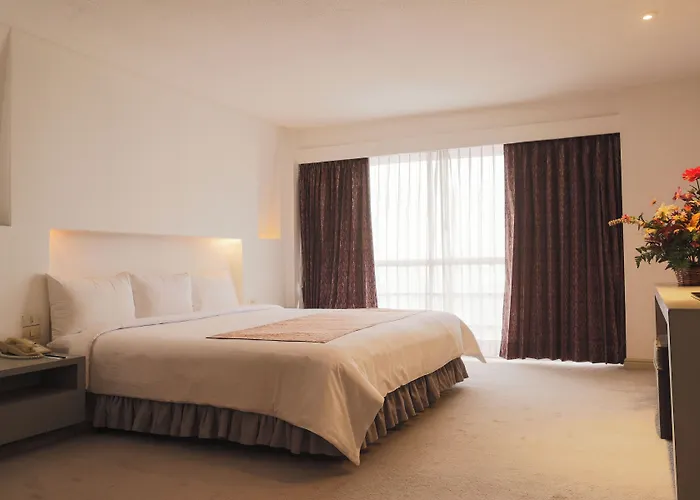 Hotel Del Prado 4*